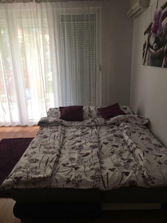 Rose Apartman Дебрецен Екстериор снимка