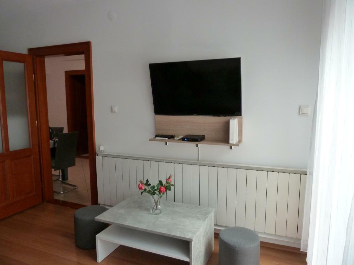 Rose Apartman Дебрецен Екстериор снимка